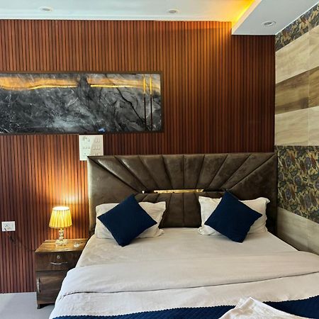 Hotel Dev Ganga ริชิเคช ภายนอก รูปภาพ