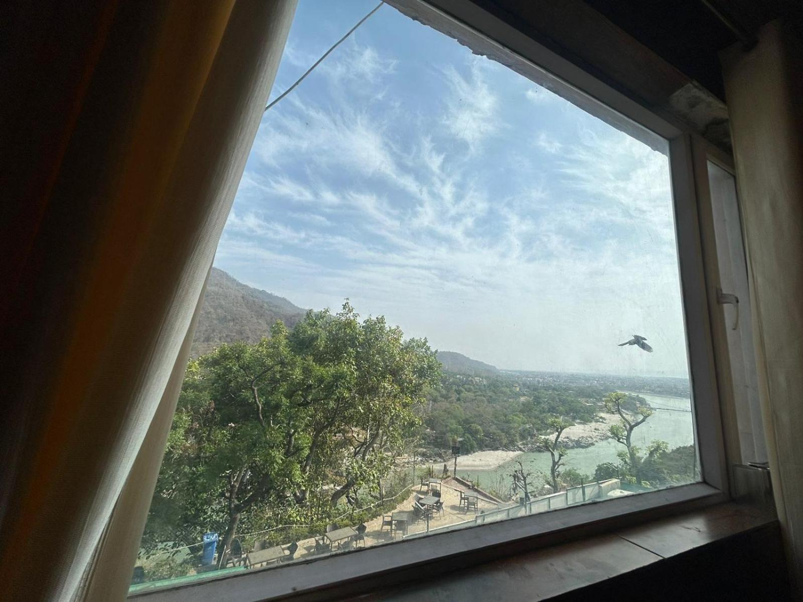 Hotel Dev Ganga ริชิเคช ภายนอก รูปภาพ