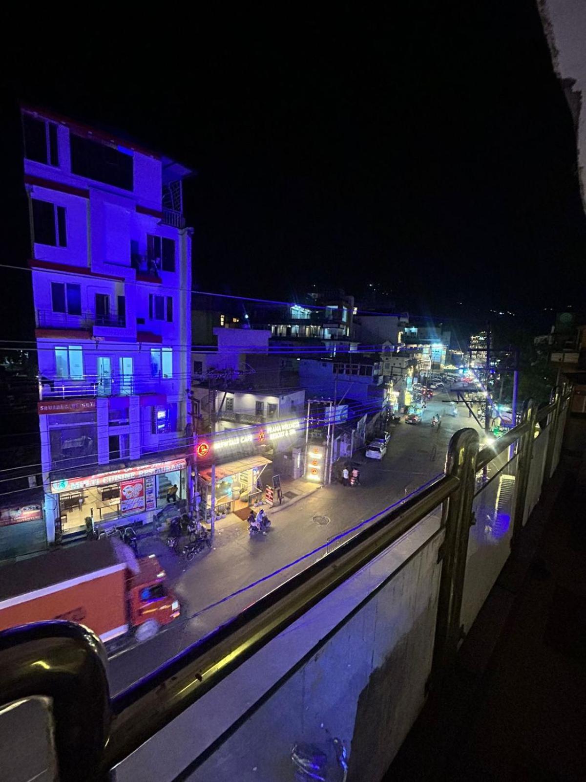 Hotel Dev Ganga ริชิเคช ภายนอก รูปภาพ