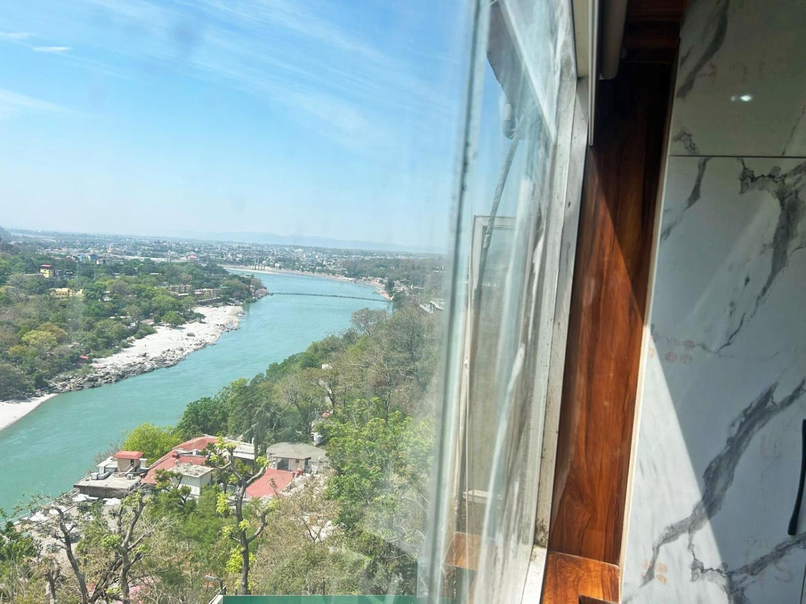 Hotel Dev Ganga ริชิเคช ภายนอก รูปภาพ